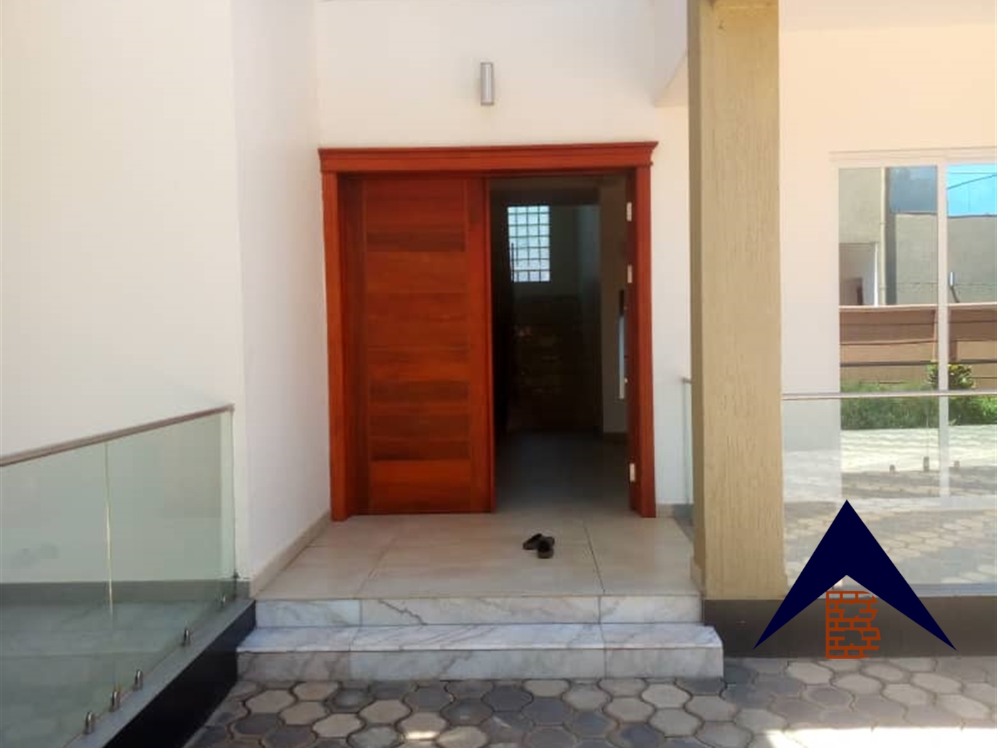 Town House for sale in Munyonyo Kampala