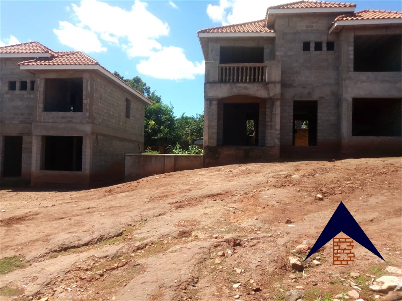 Shell House for sale in Munyonyo Kampala