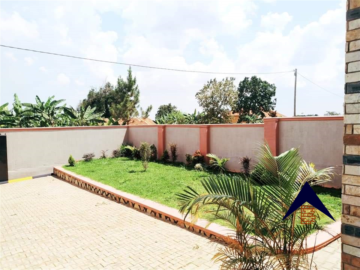 Bungalow for sale in Kira Wakiso