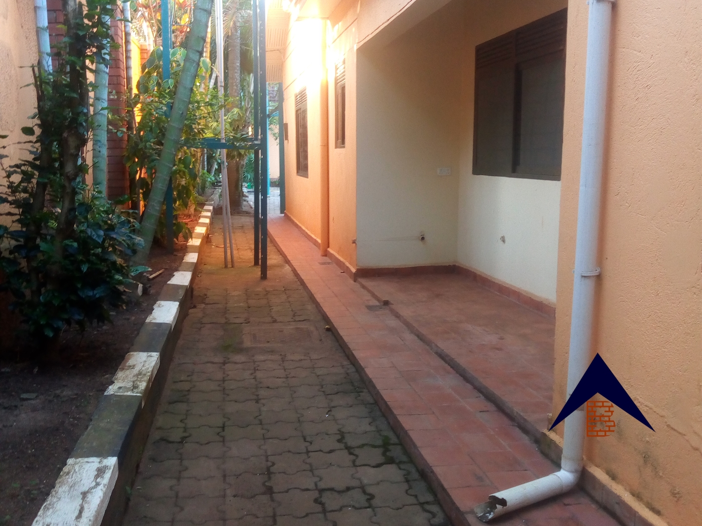 Bungalow for rent in Munyonyo Kampala