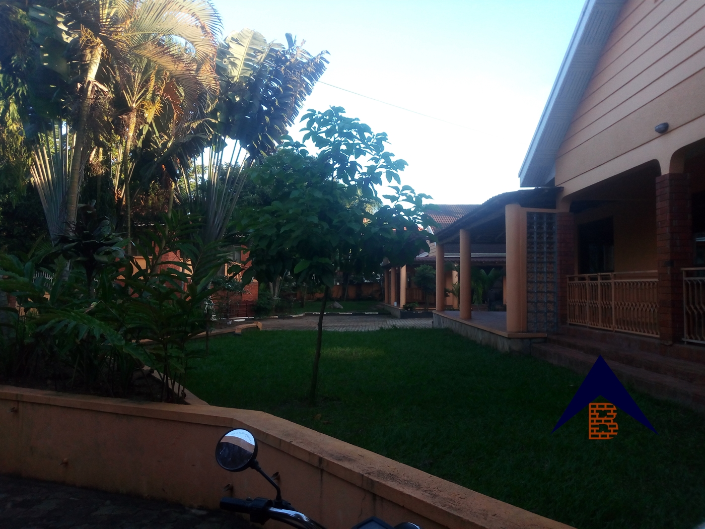 Bungalow for rent in Munyonyo Kampala