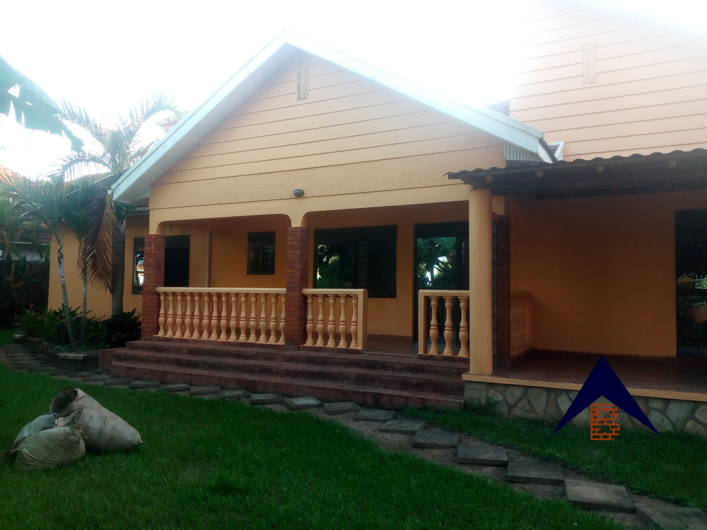 Bungalow for rent in Munyonyo Kampala