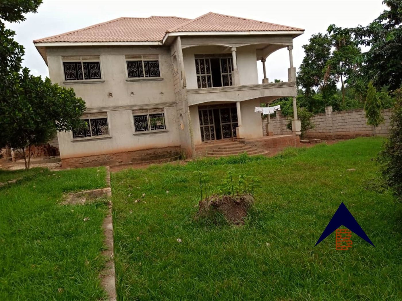 Mansion for sale in Matugga Wakiso