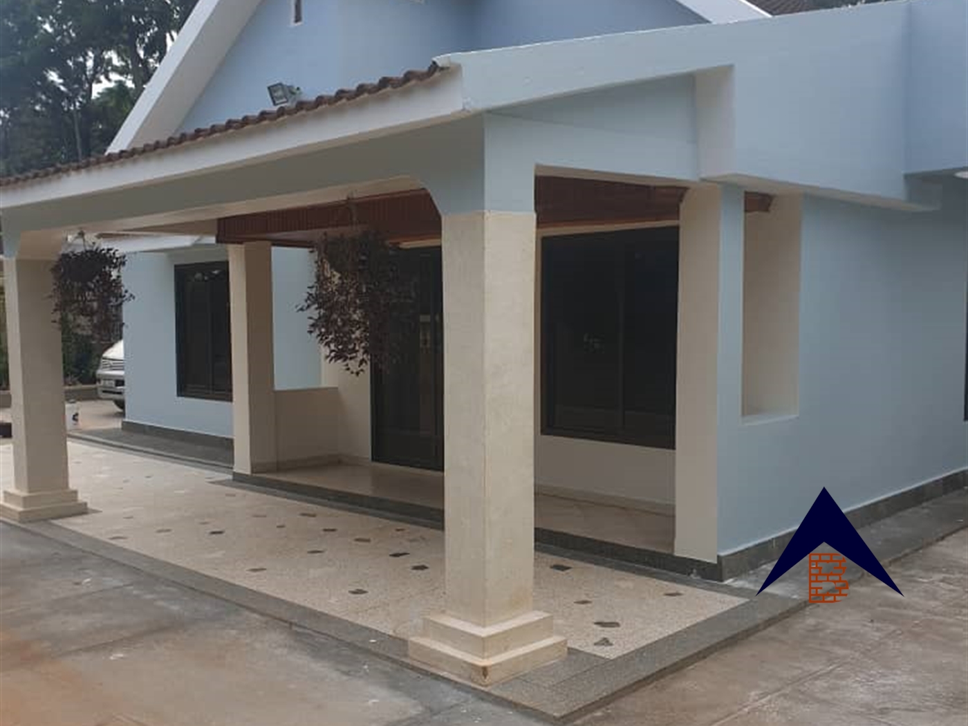 Bungalow for rent in Bukoto Kampala