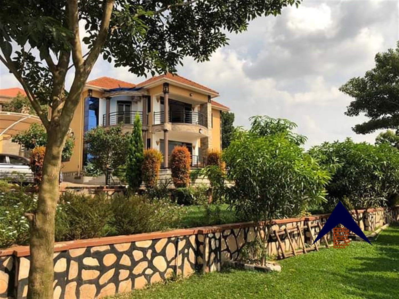 Mansion for sale in Kungu Kampala