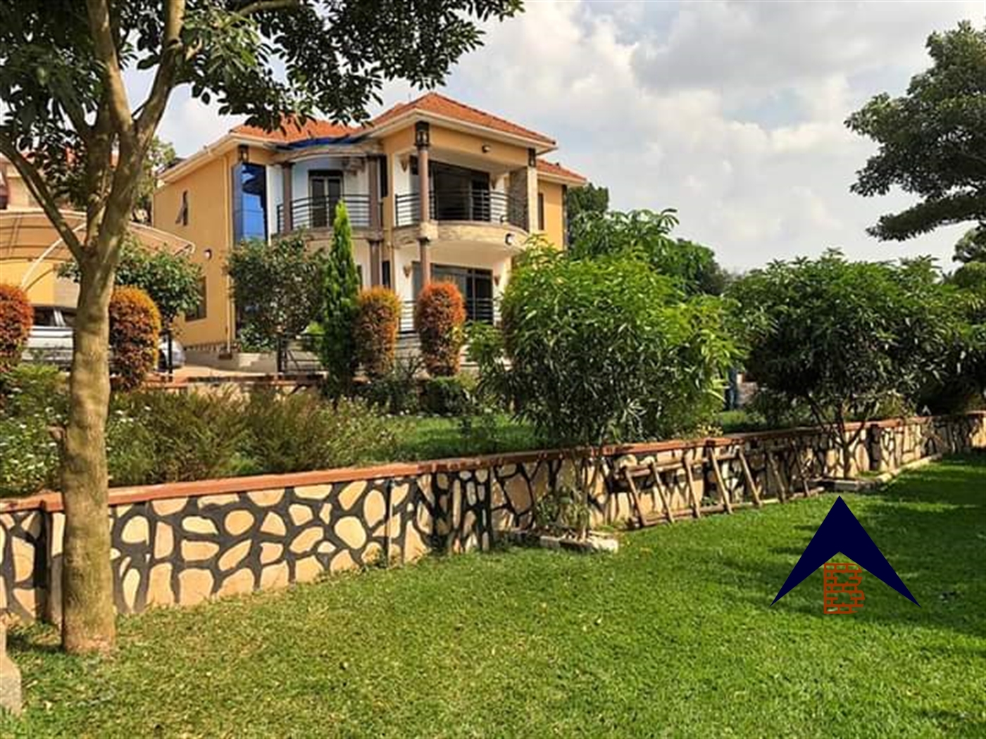 Mansion for sale in Kungu Kampala