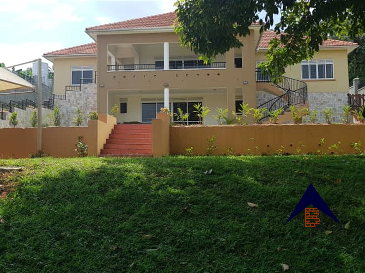 Storeyed house for sale in Muyenga Kampala