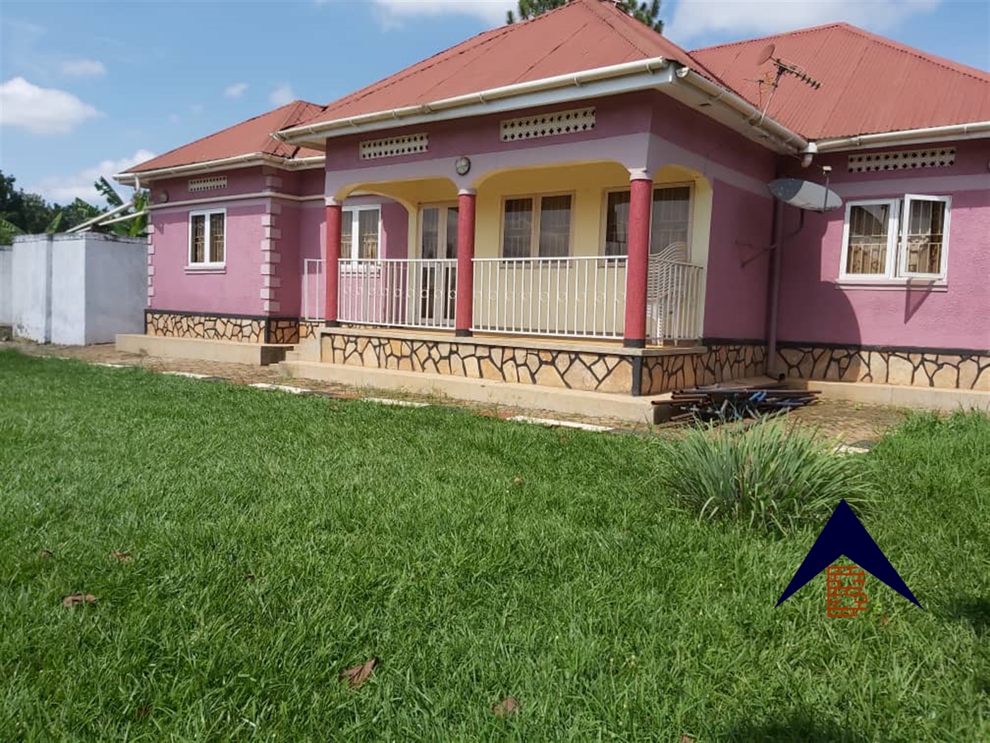 Bungalow for sale in Kizungu Wakiso