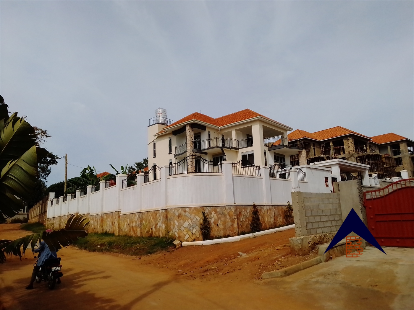 Storeyed house for sale in Munyonyo Kampala