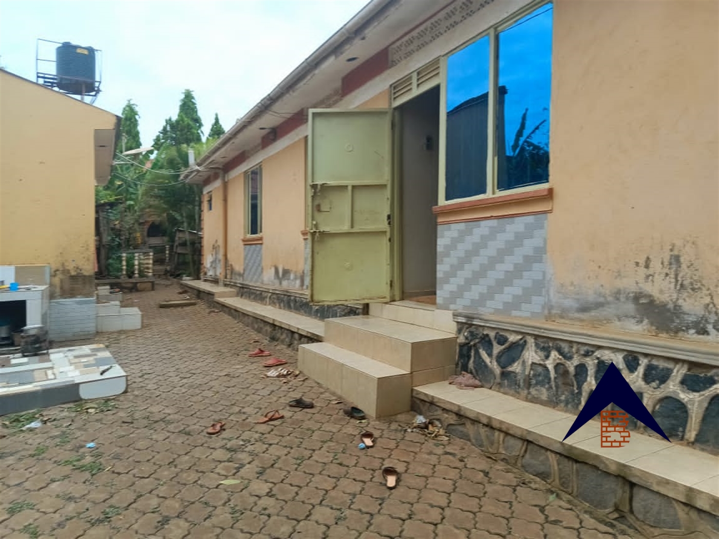 Bungalow for sale in Kira Wakiso