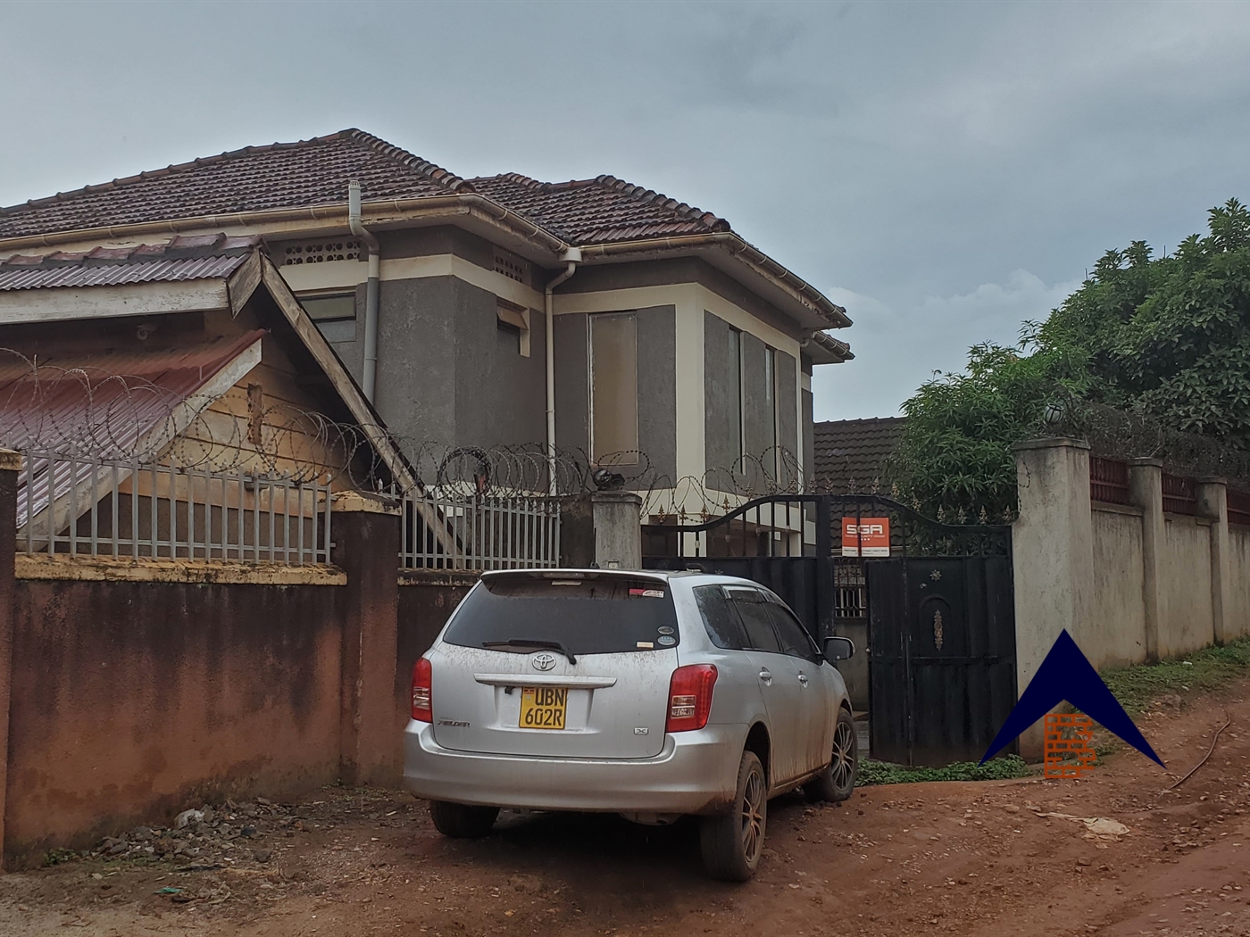 Storeyed house for sale in Namuwongo Kampala