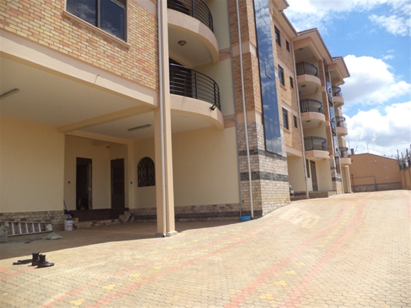 Apartment for rent in Kisaasi Kampala