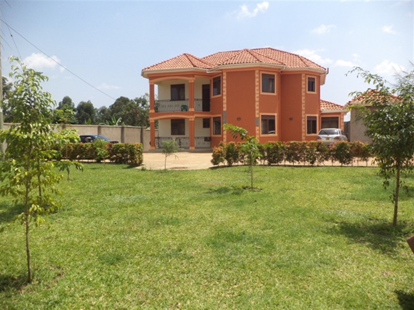 Mansion for sale in Gayaza Wakiso