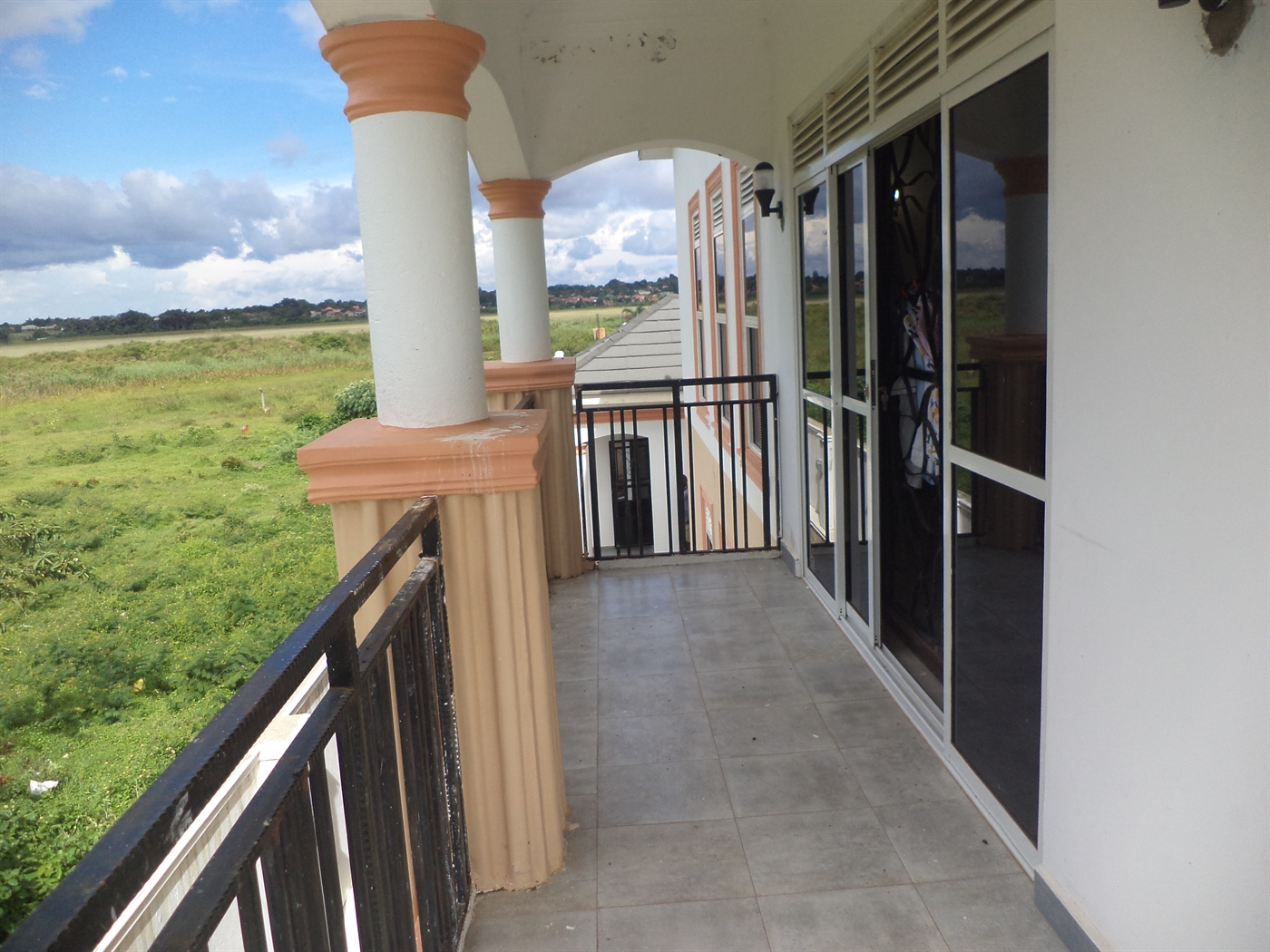 Mansion for sale in Katabi Wakiso