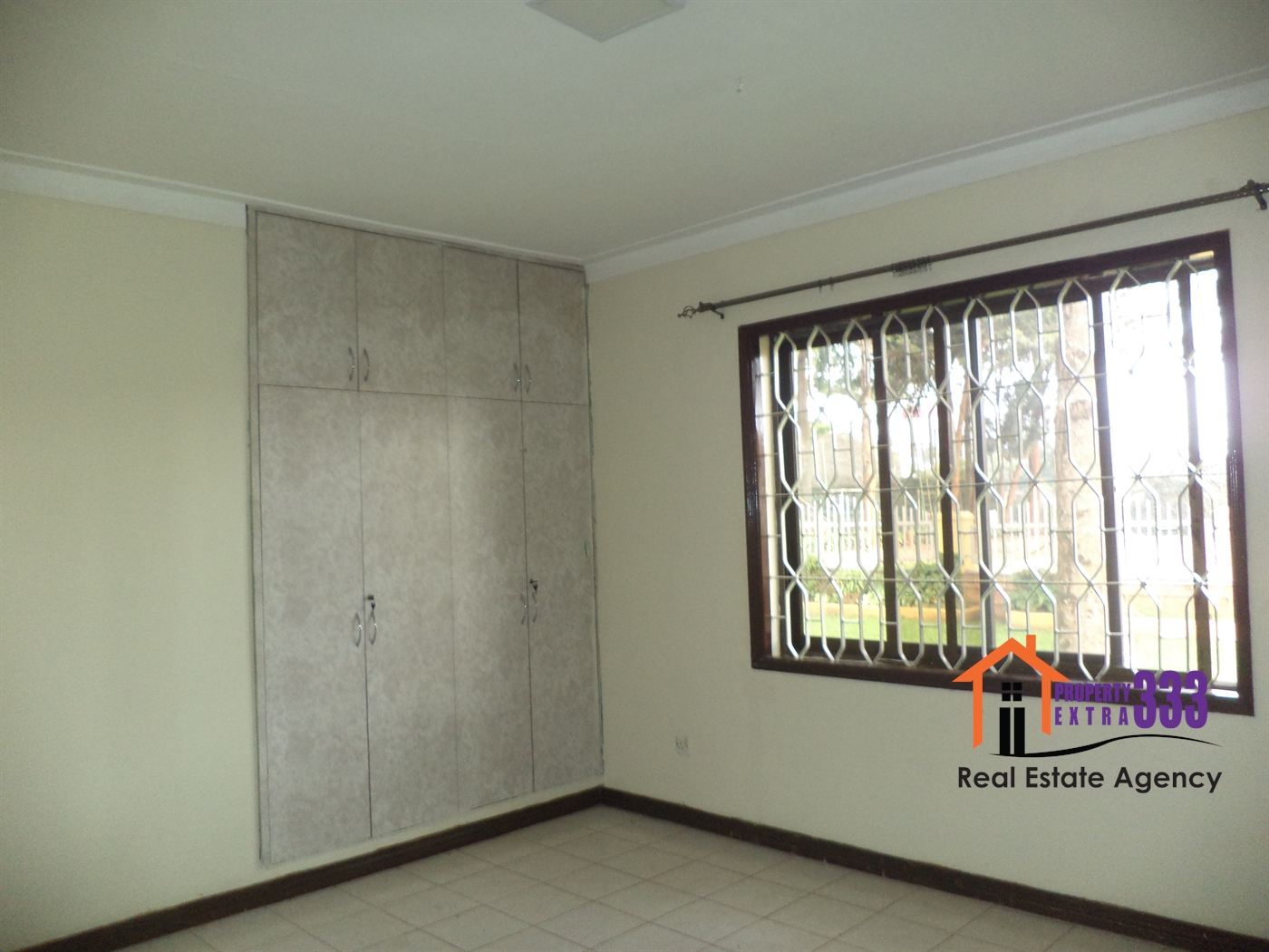 Mansion for rent in Bugoloobi Kampala