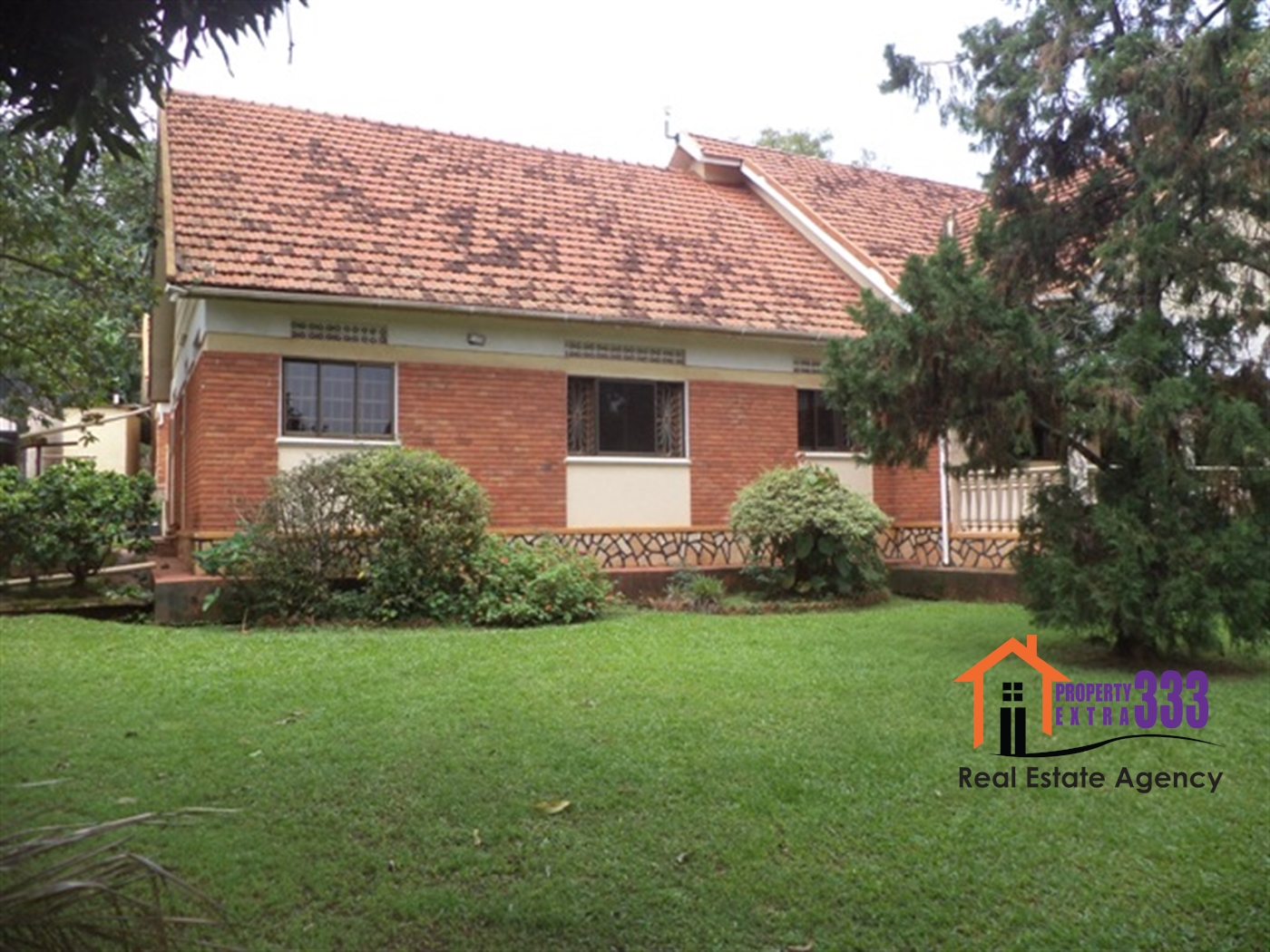 Bungalow for rent in Mbuya Kampala