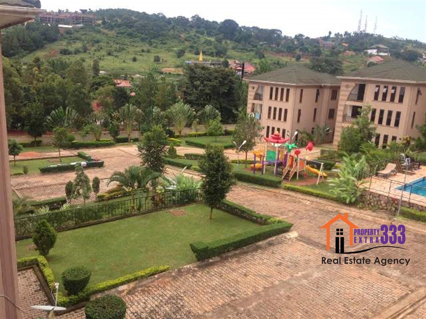 Mansion for rent in Bwebajja Wakiso