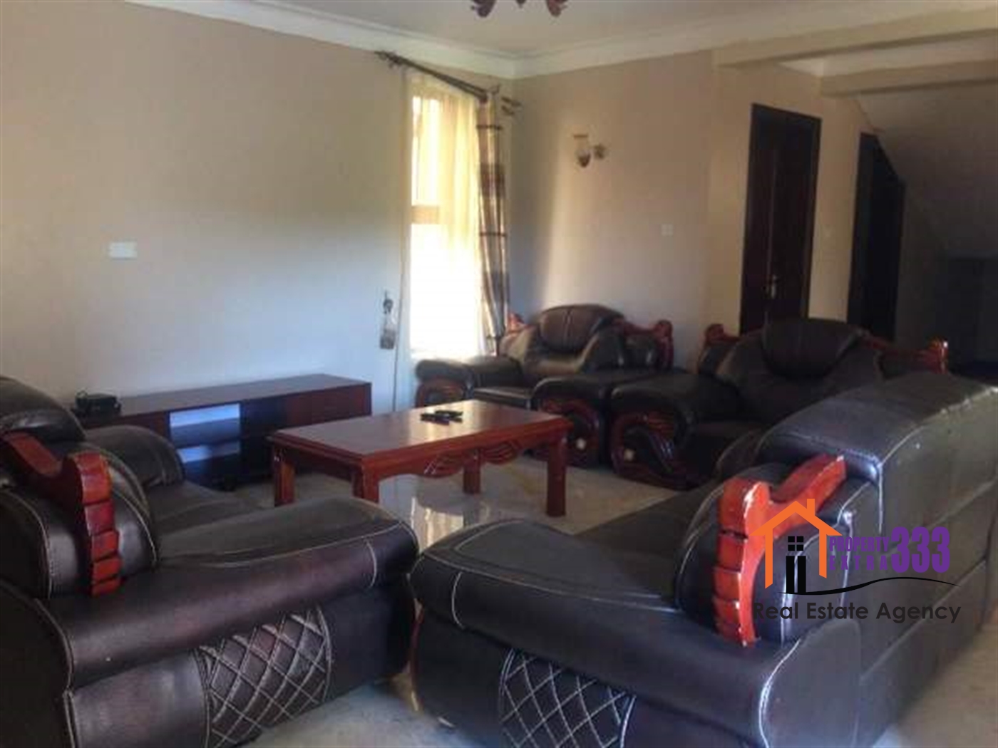 Mansion for rent in Bwebajja Wakiso