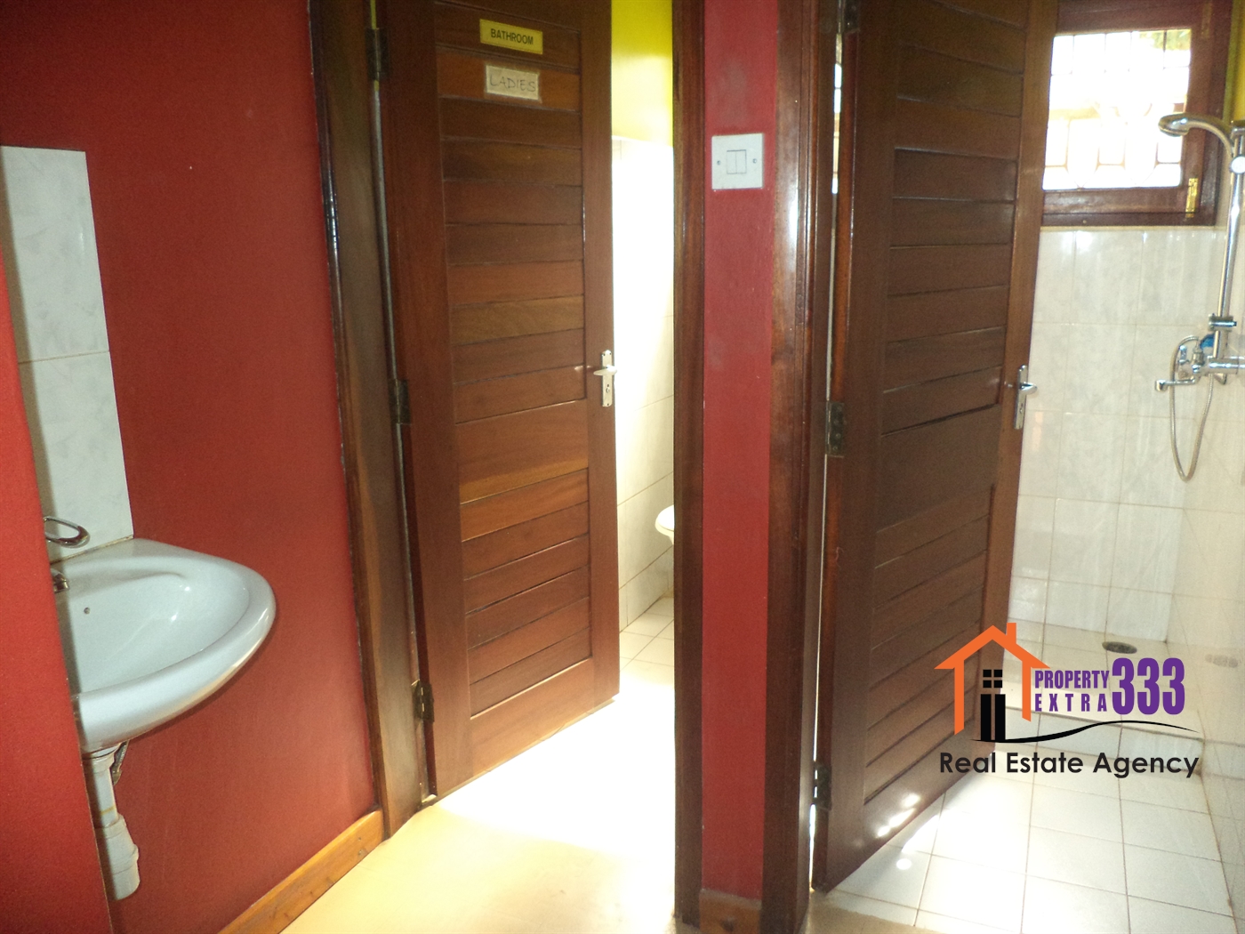 Bungalow for rent in Mulago Kampala