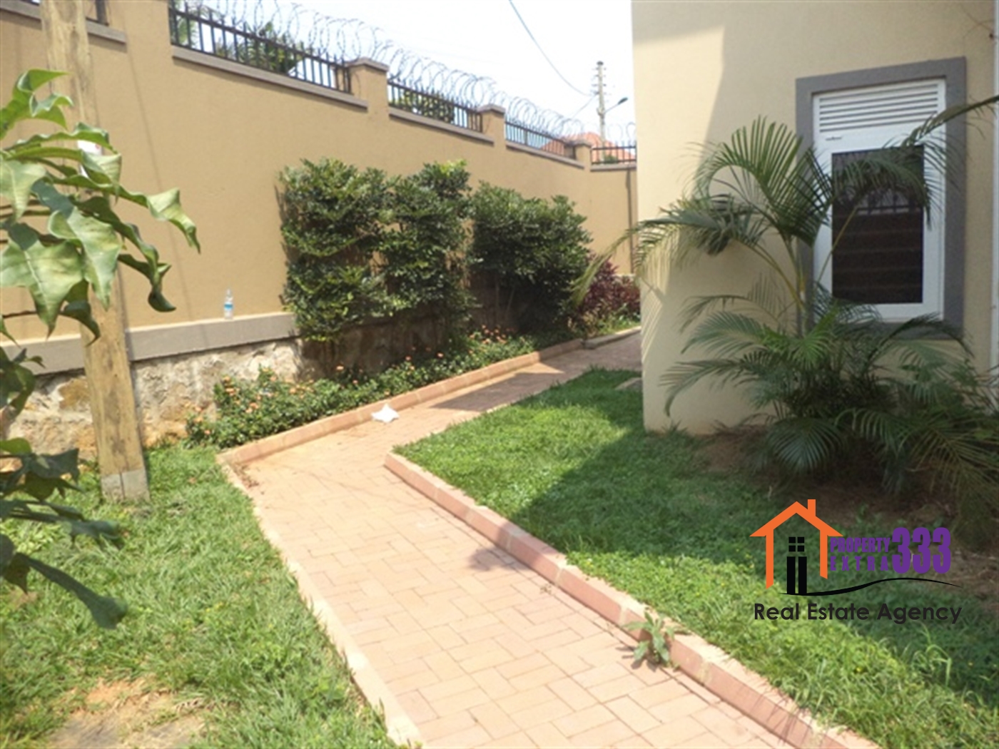 Duplex for rent in Ntinda Kampala