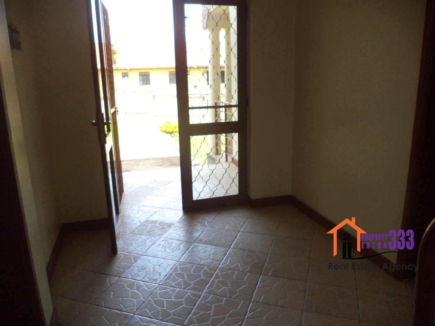 Apartment for rent in Naalya Kampala