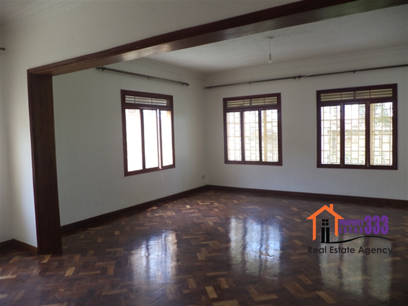 Mansion for rent in Bugoloobi Kampala