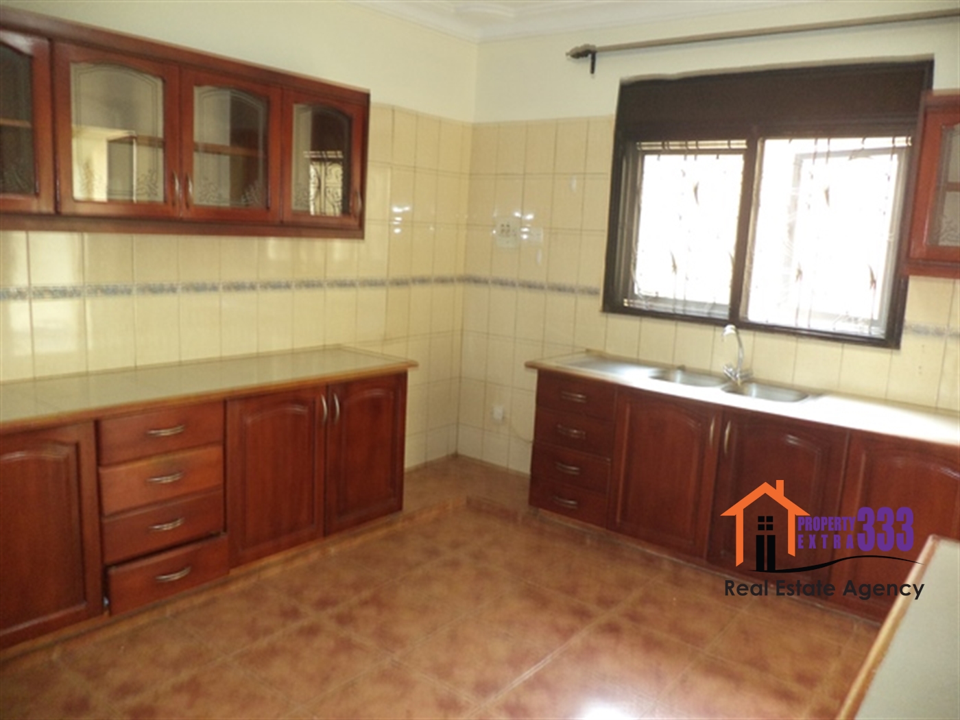 Storeyed house for rent in Muyenga Kampala