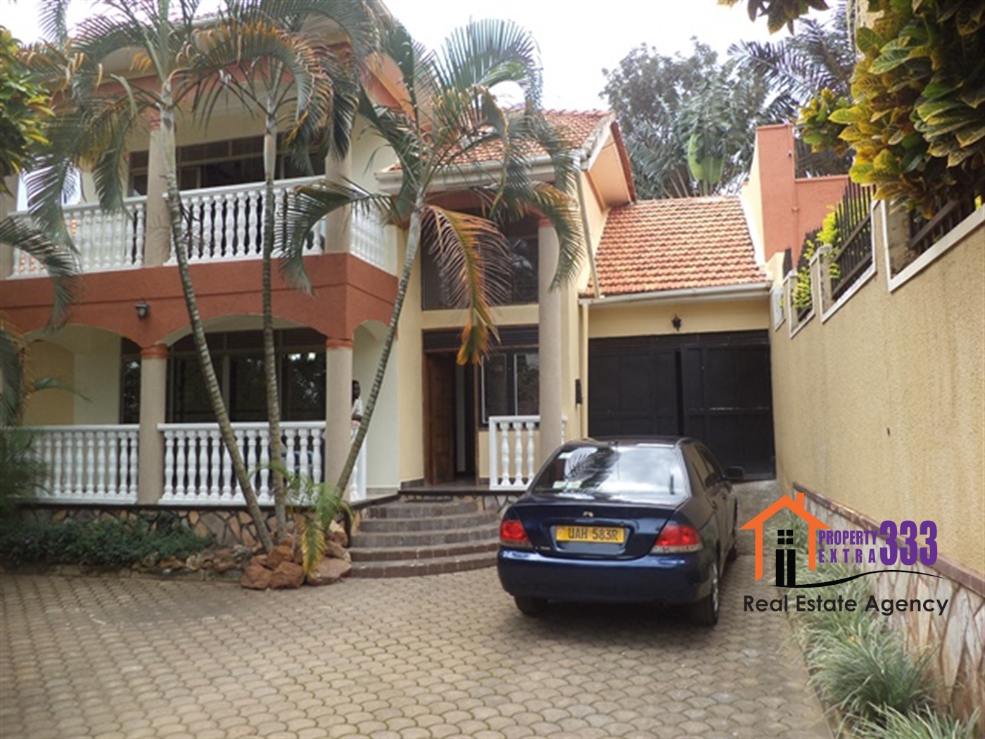 Storeyed house for rent in Muyenga Kampala