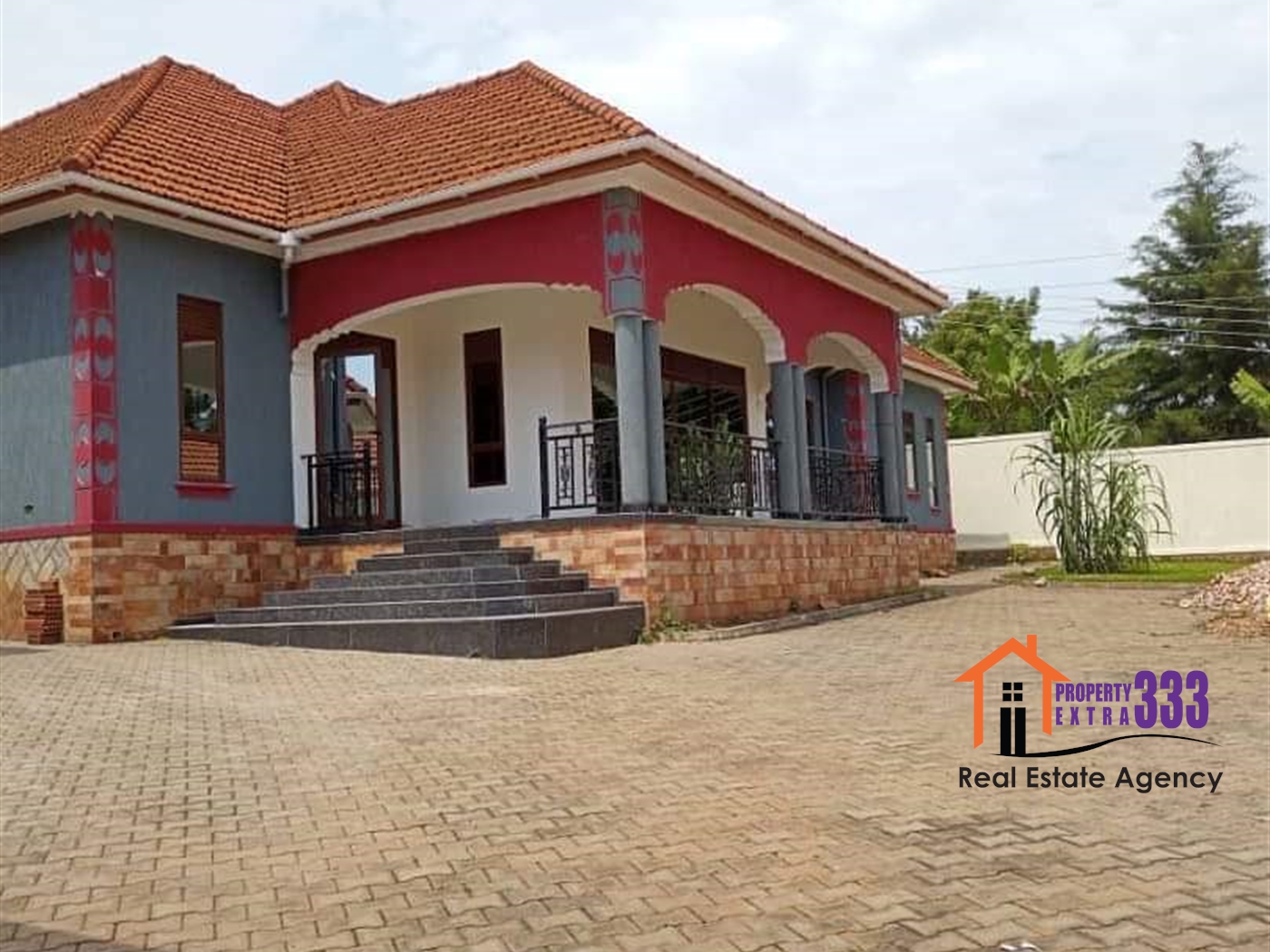 Bungalow for sale in Mutungo Kampala