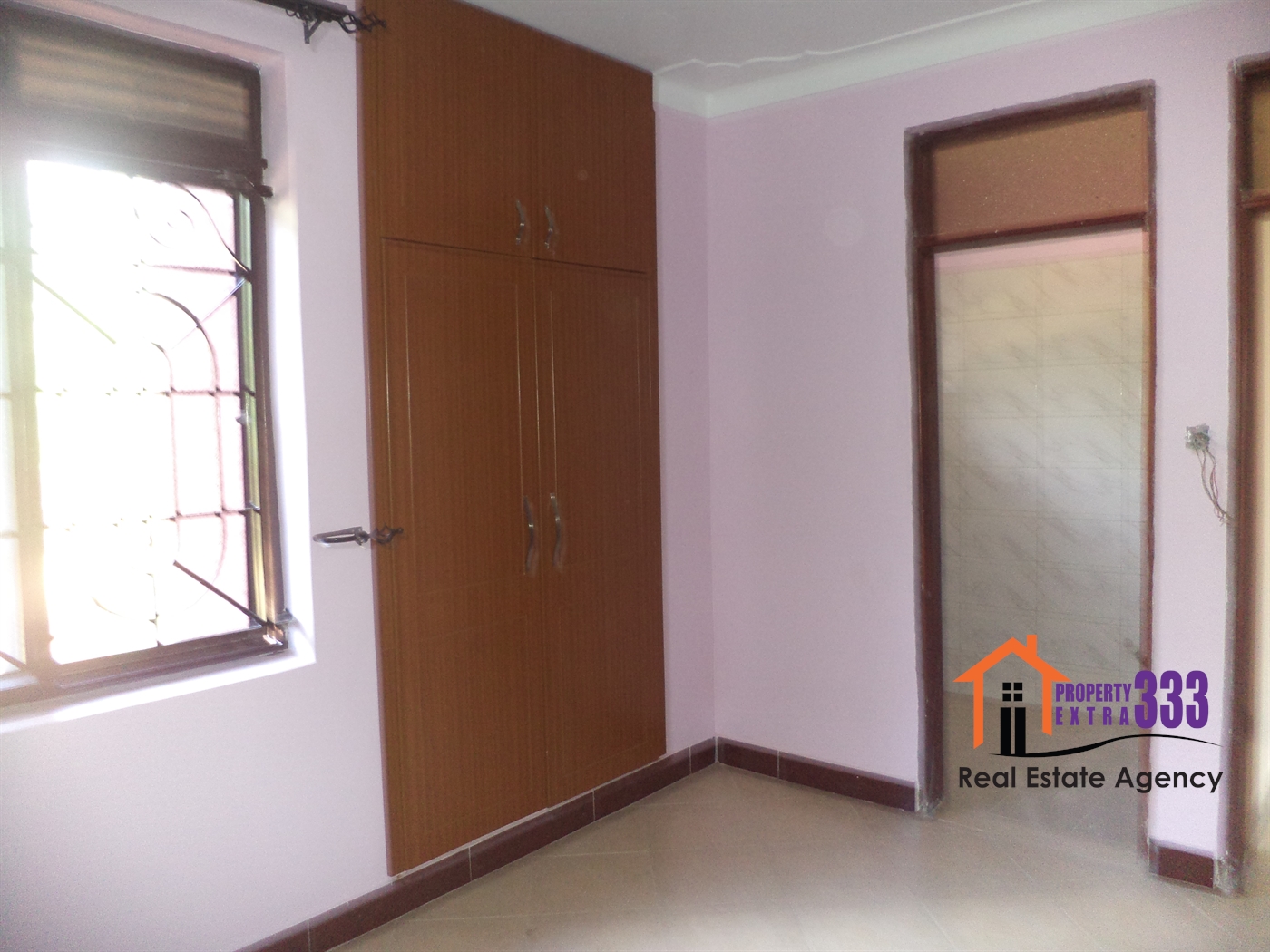 Town House for rent in Kisaasi Kampala