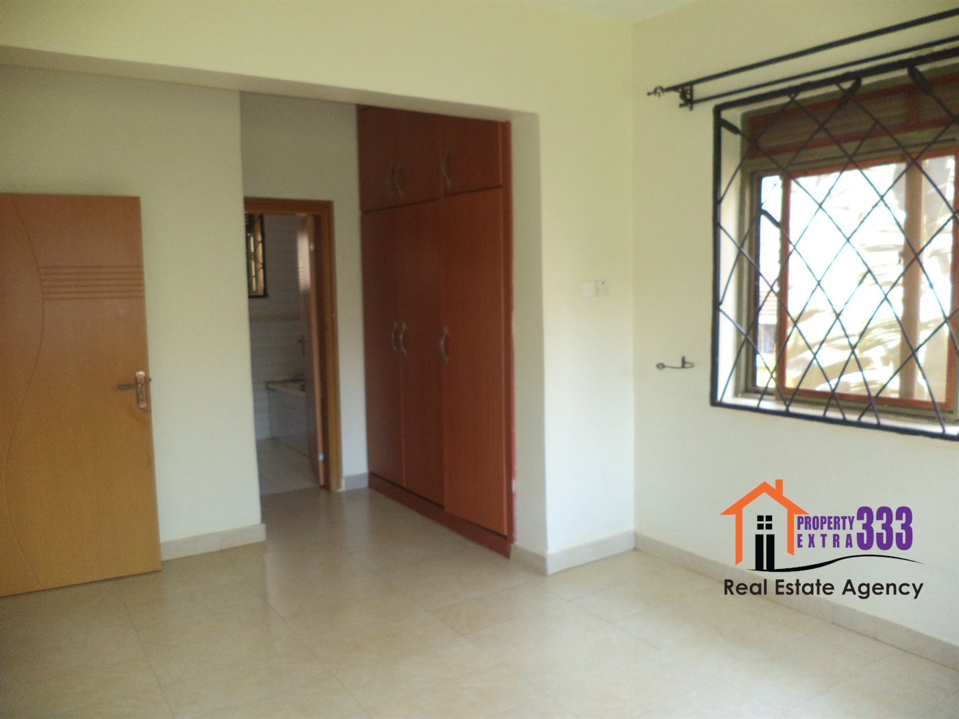 Apartment for rent in Kiwaatule Kampala