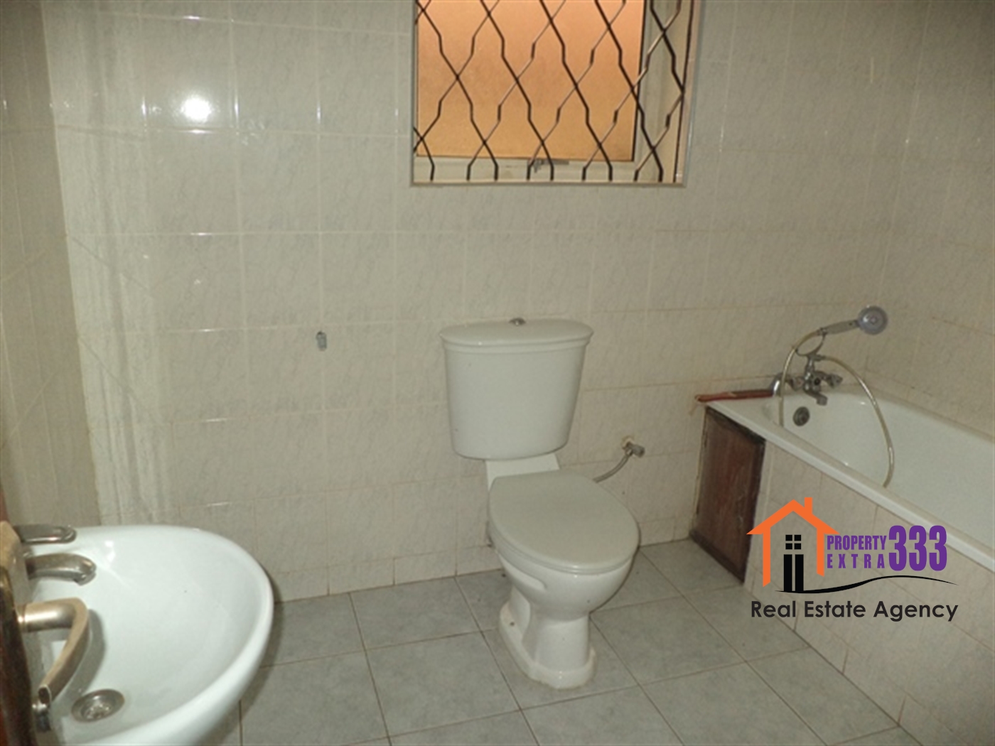 Bungalow for rent in Najjera Kampala