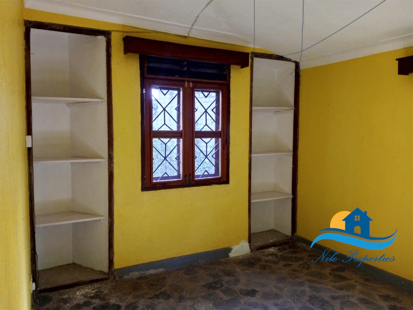 Bungalow for rent in Walukuba Jinja