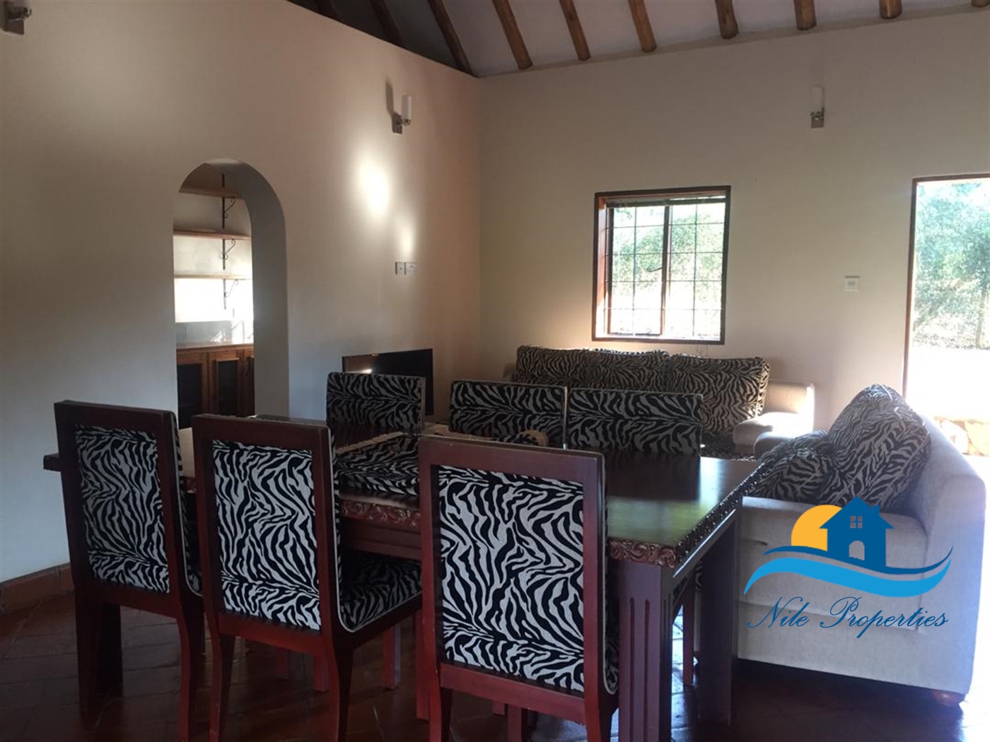 Cottage for rent in Kikubamutwe Jinja