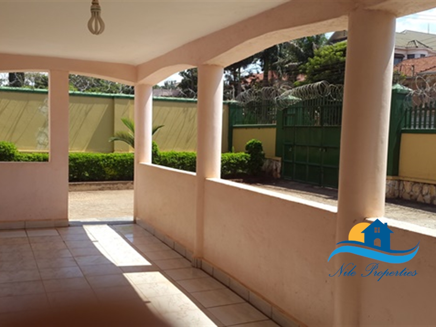 Town House for rent in Magwa Jinja