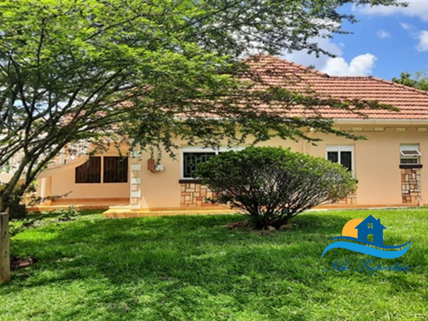 Bungalow for rent in Njeru Jinja