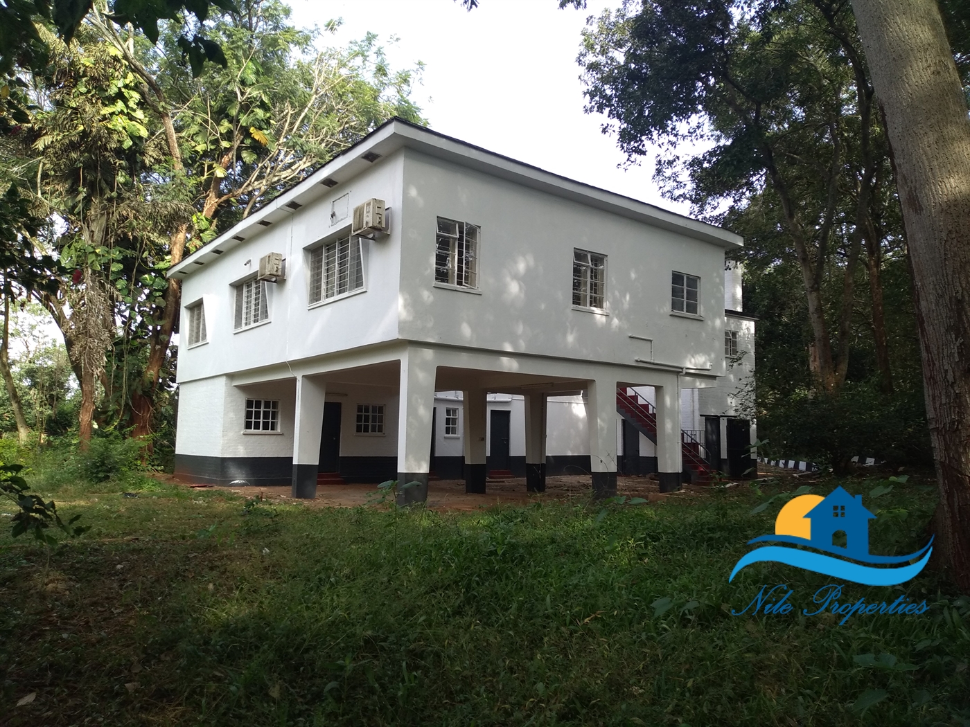 Storeyed house for rent in Kiira Jinja