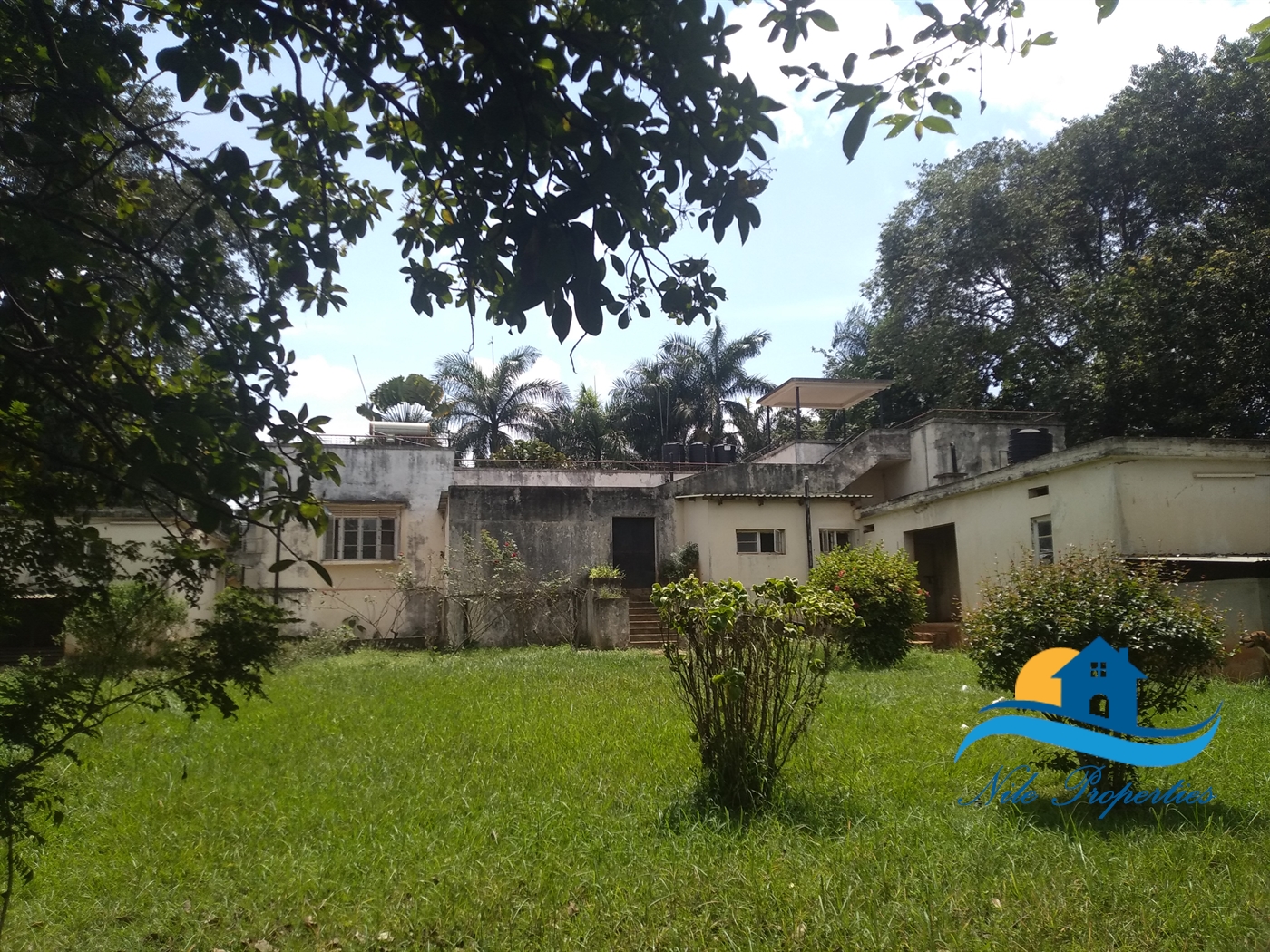 Mansion for sale in Nalufenya Jinja
