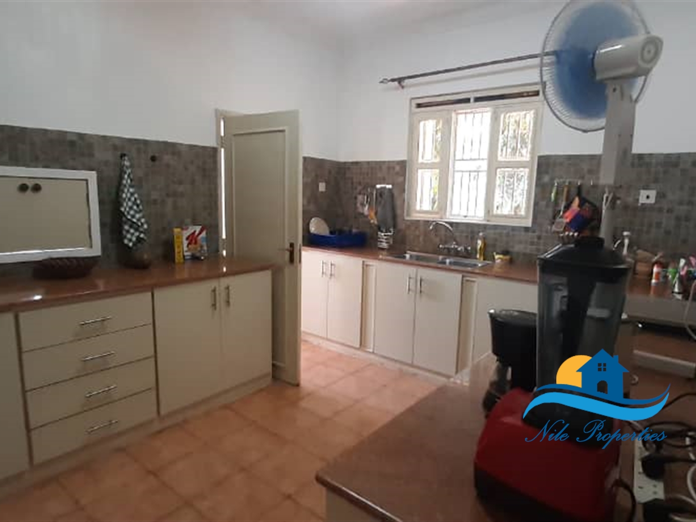 Bungalow for rent in Njeru Jinja