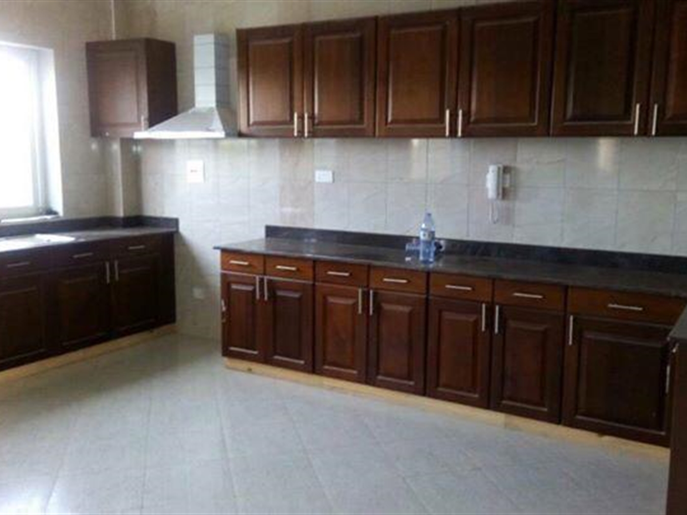 Villa for sale in Munyonyo Kampala