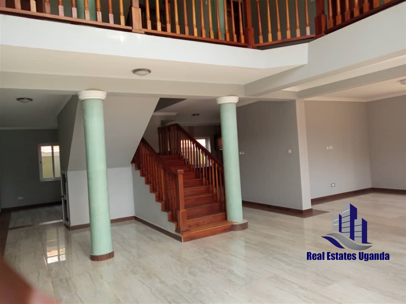 Villa for sale in Munyonyo Kampala