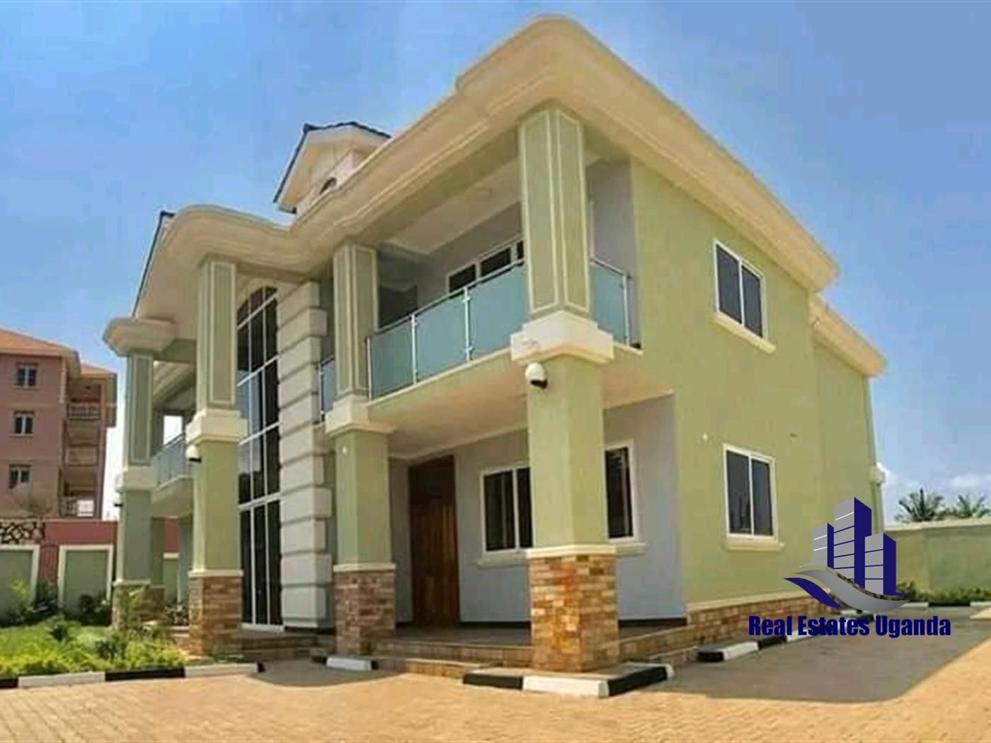 Villa for sale in Munyonyo Kampala