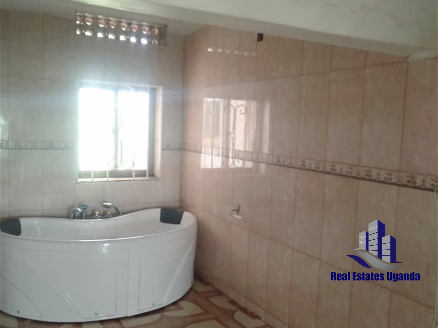 Storeyed house for sale in Seguku Wakiso