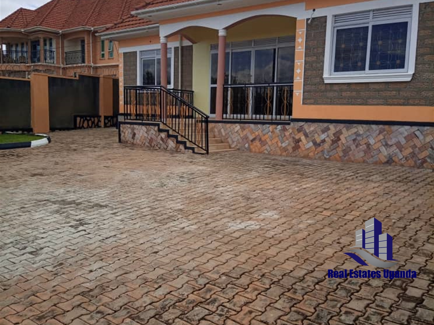 Bungalow for sale in Kitende Wakiso