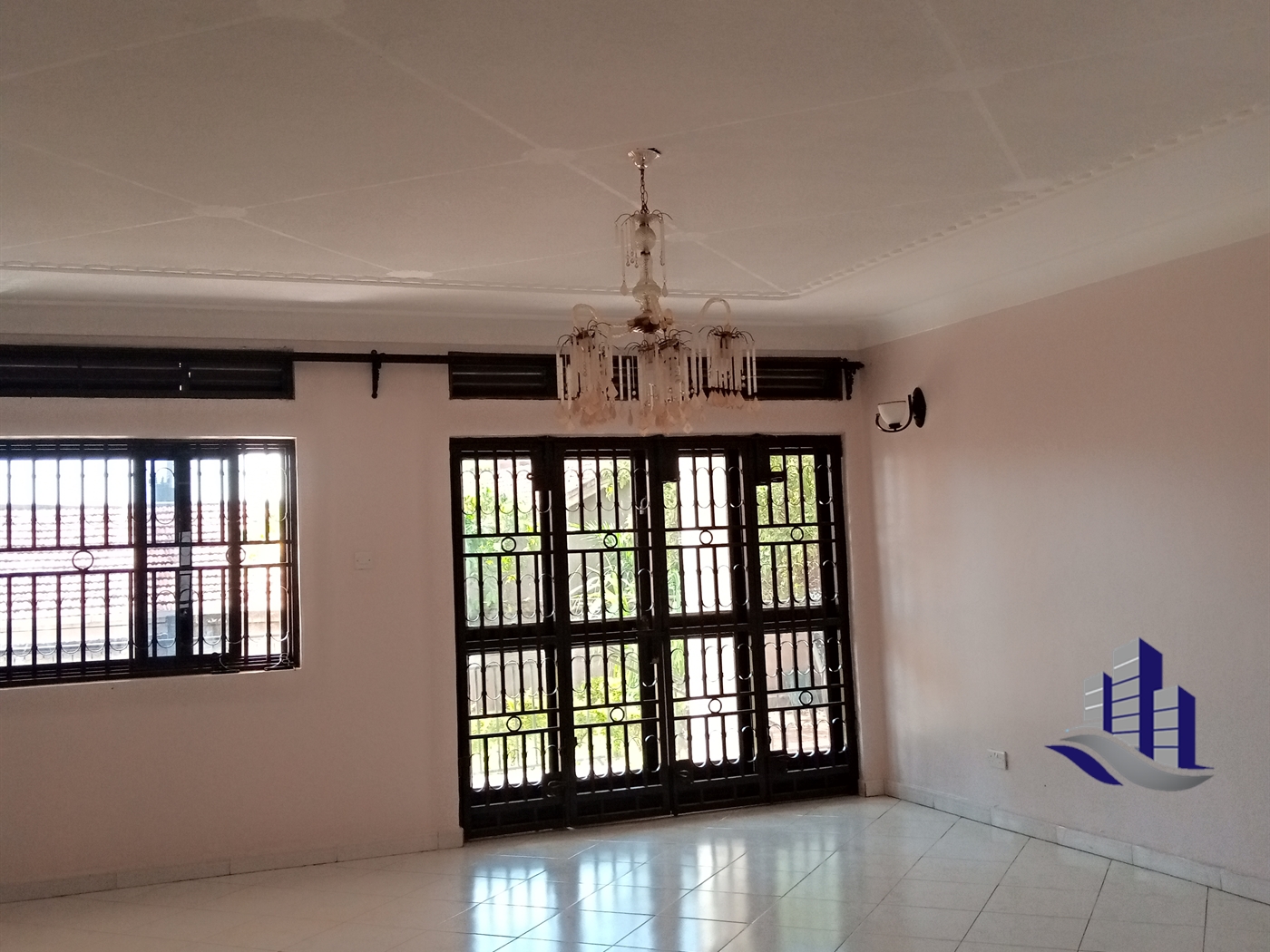 Bungalow for rent in Muyenga Kampala