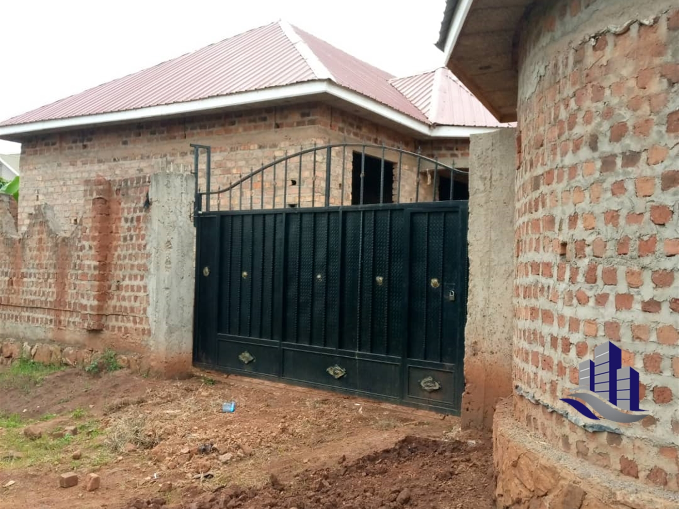 Shell House for sale in Seguku Wakiso