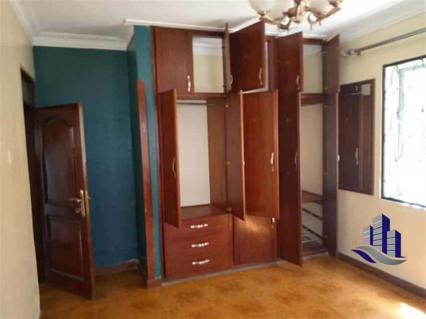 Storeyed house for rent in Muyenga Kampala