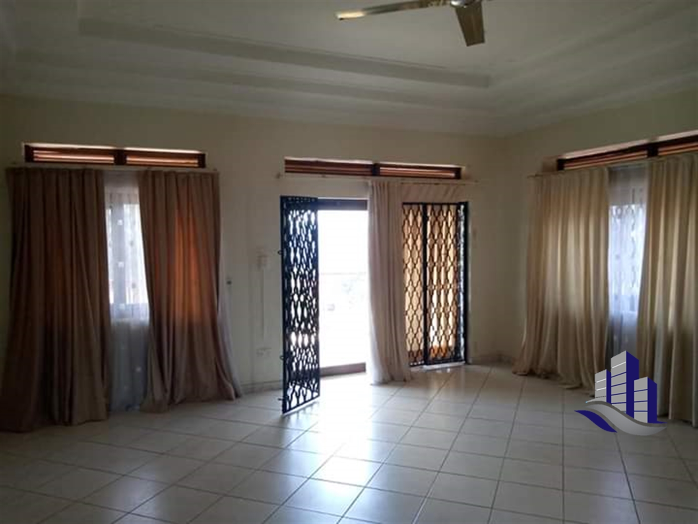 Storeyed house for rent in Muyenga Kampala