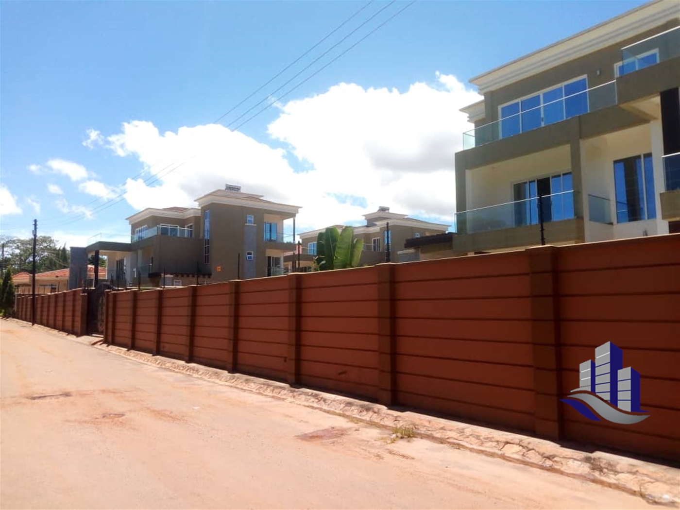 Villa for sale in Munyonyo Kampala