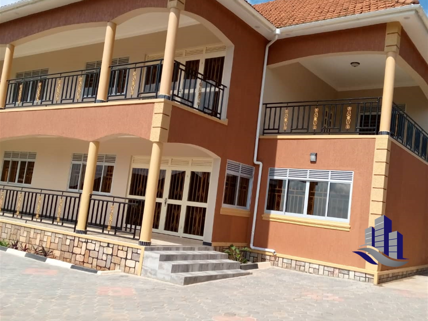 Storeyed house for sale in Bwebajja Wakiso